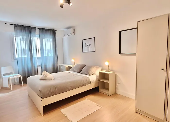 El Puente Del Arrabal By Alogest